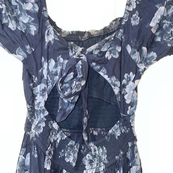 Lovely hollister dress - Picture 9 of 11